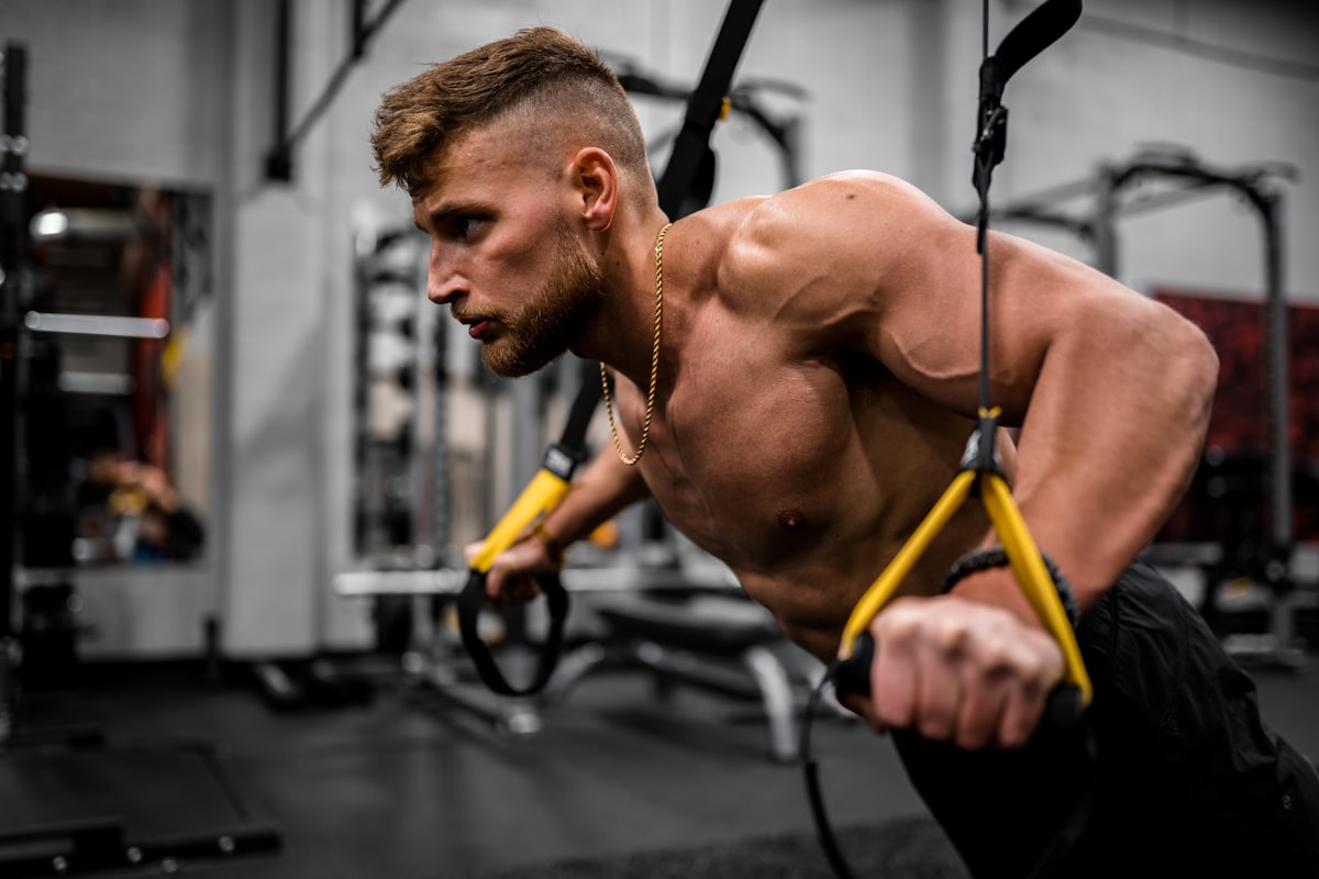 Trening siłowy – naturalne metody wzmacniania